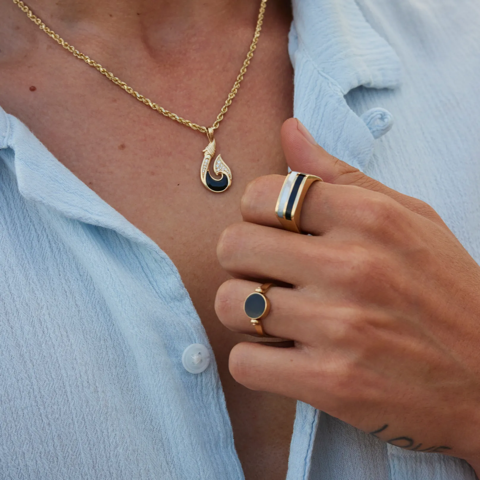 Black Coral Ring in Gold with Mother of Pearl