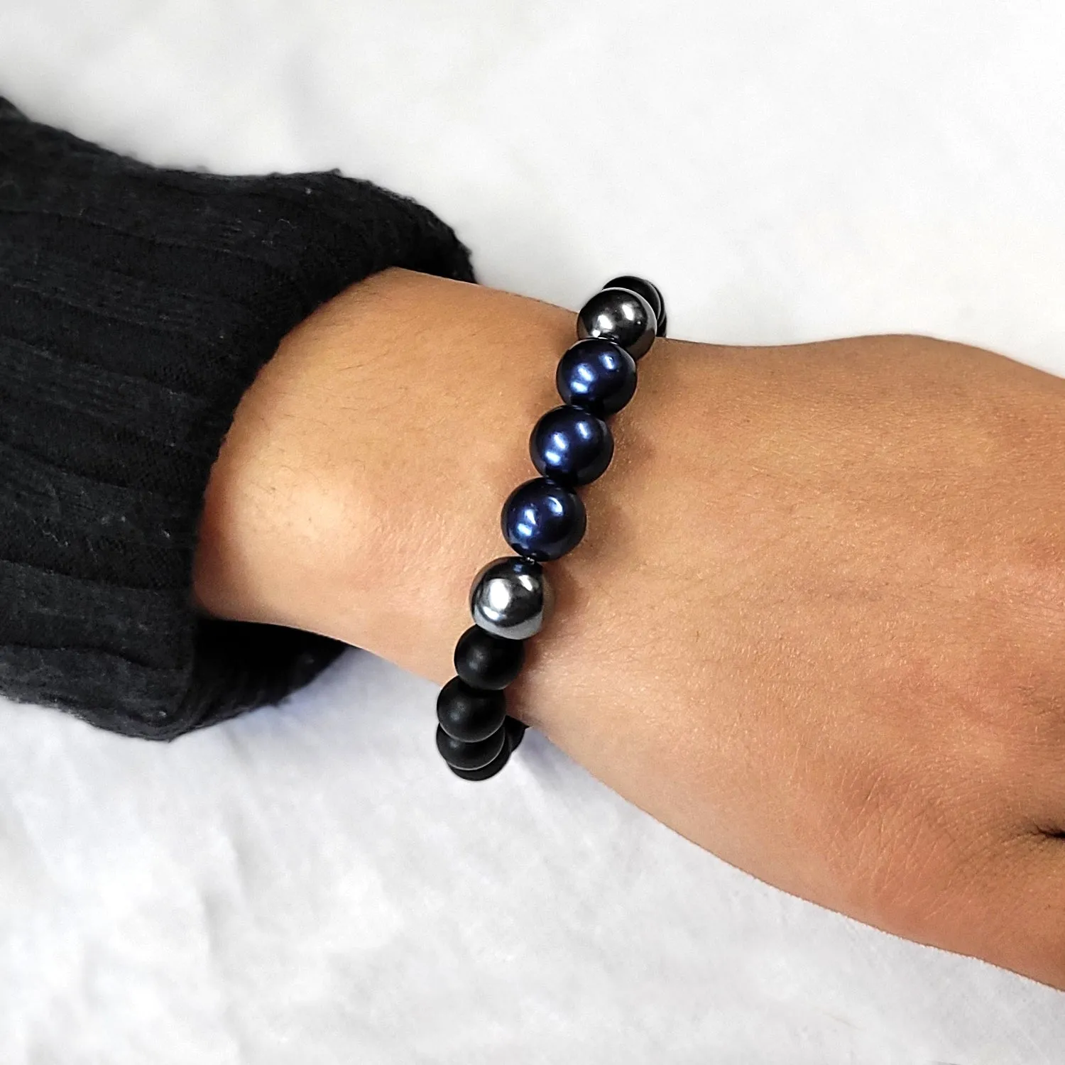 Blue And Metallic Black Shell Pearls 10mm Bracelet With 8mm Black Beads