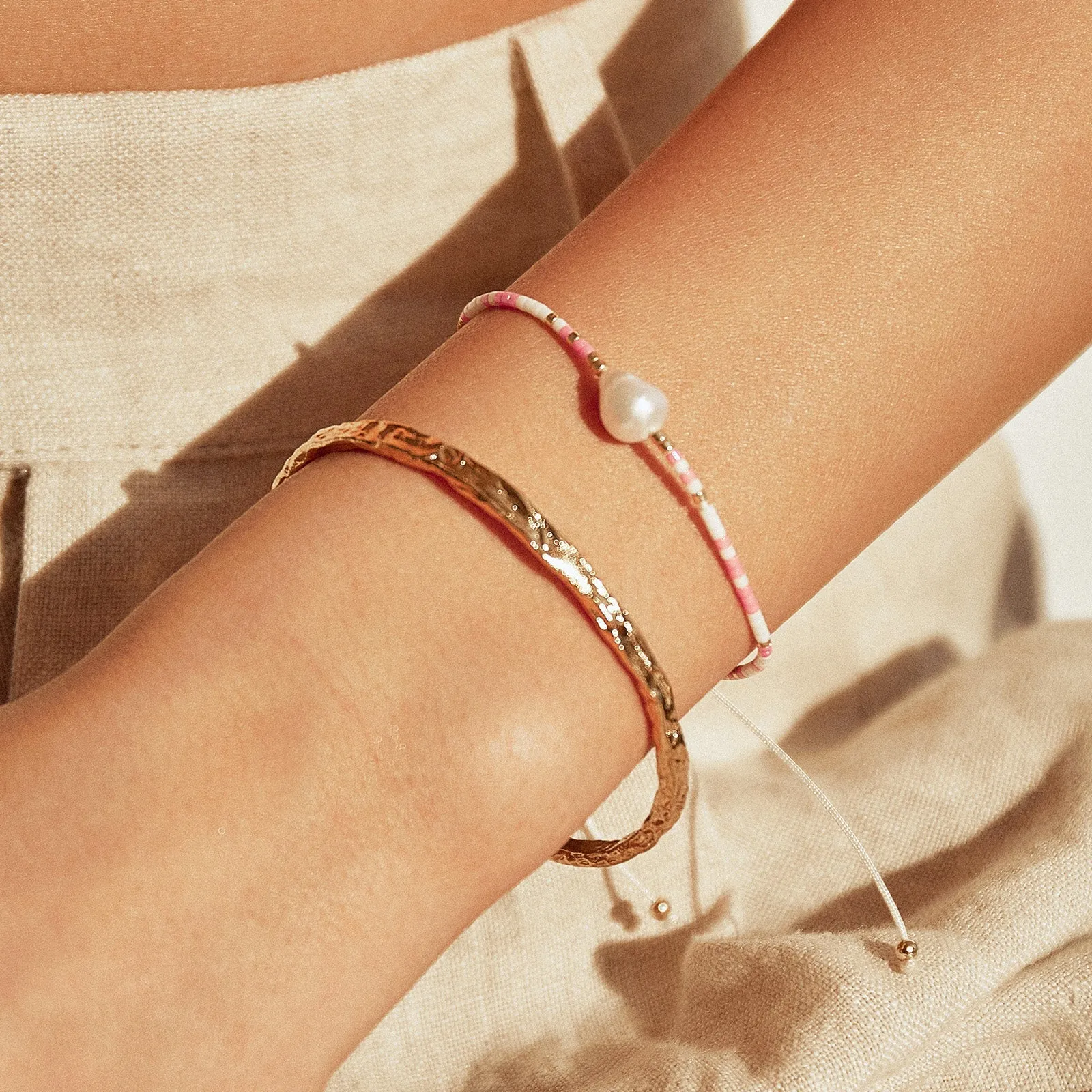 Charlotte Bracelet - White   Pink