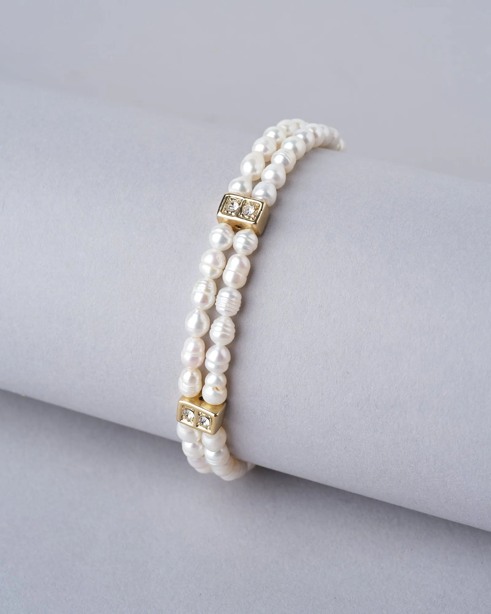 Dolled Up! Pearl Bracelet