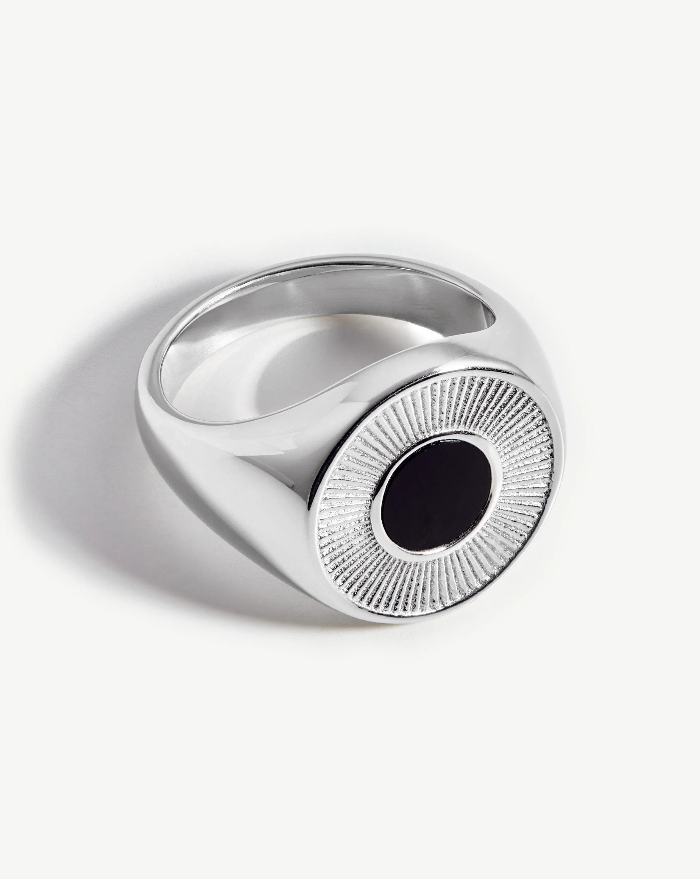 Fused Round Signet Ring | Sterling Silver/Black Spinel