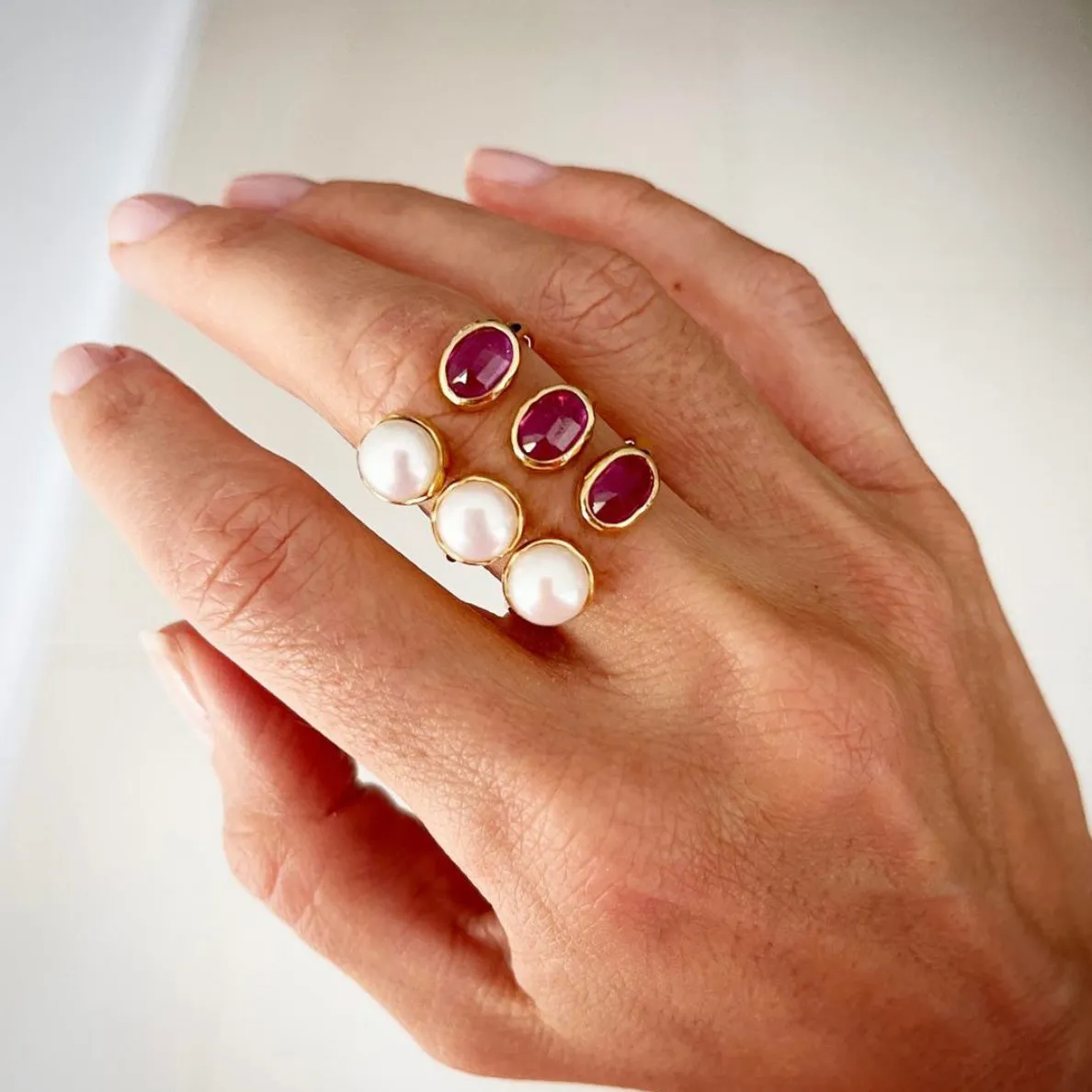 PEARL & PINK SAPPHIRE RING