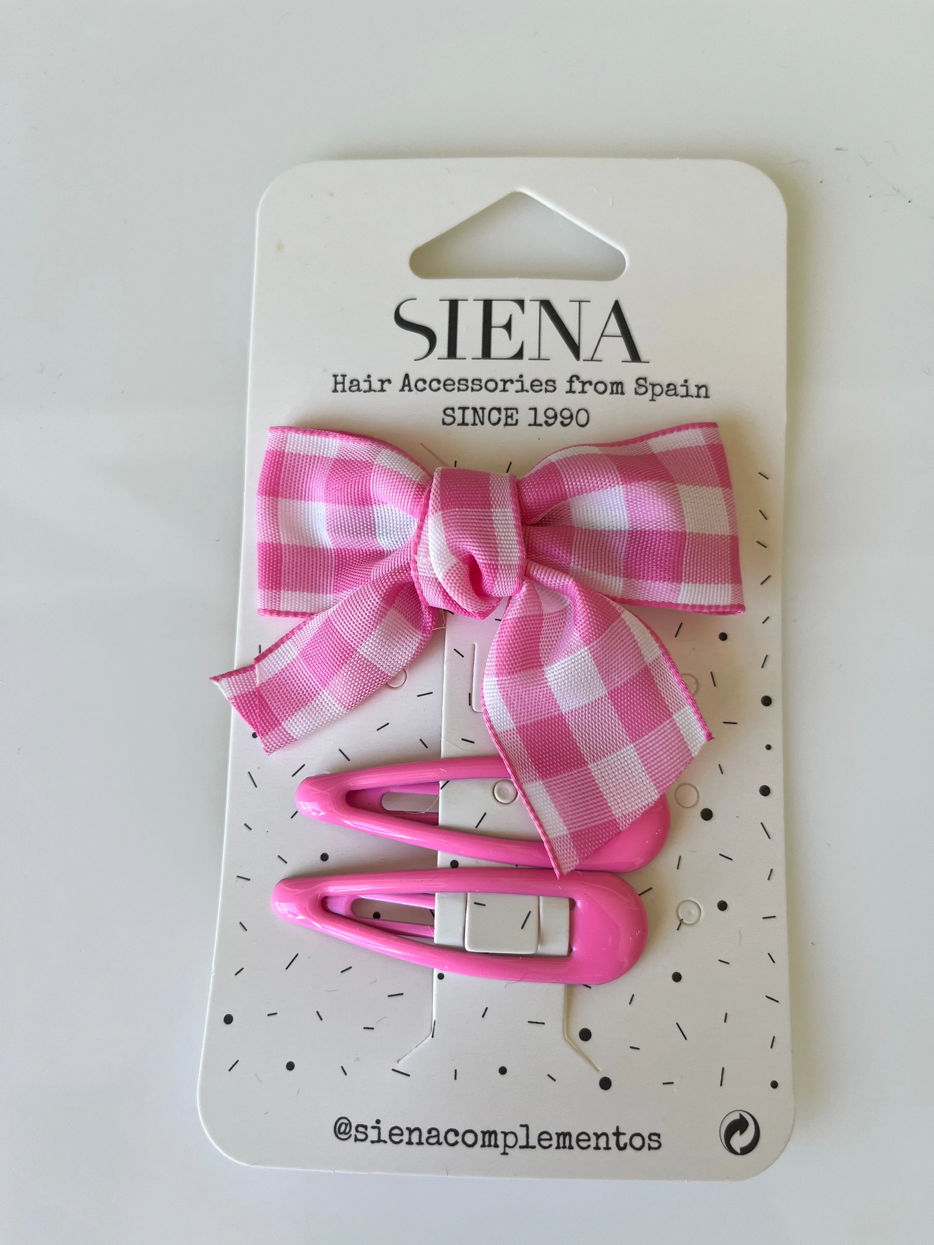 Small gingham bow with hair clip