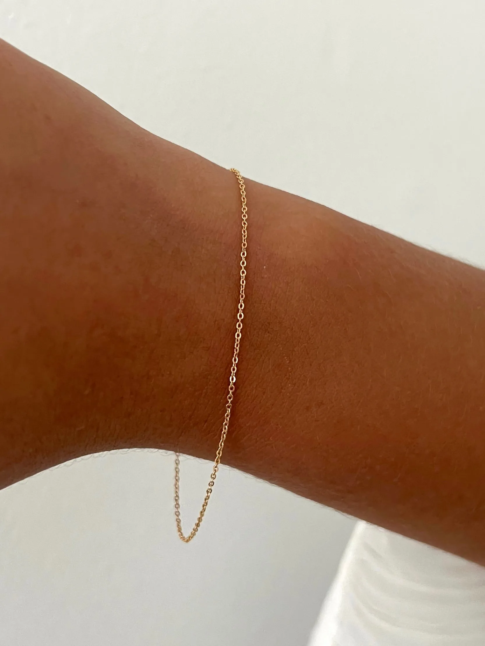 THIN GOLD FILLED BRACELET